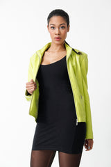 Dünne leichte Damen Lederjacke Stehkragen und Reißverschluss in Lammnappa Neongrün