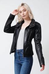 Kurze Damen Lederjacke in Lammnappa tailliert in schwarz, exklusiv, Stehkragen, Reißverschluss