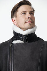 Echte kKurze Herren Lammfelljacke schwarz vintage Look mit weißer Wolle