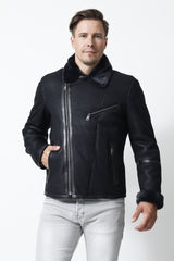 kurze Herren Lammfelljacke aus Merinolamm in schwarz nappiert wie gewachsen