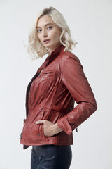 Kurze Damen Lederjacke aus weichem Lammnappa in Rot taillierter Schnitt