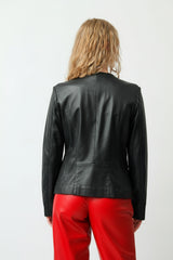 Kurzer Damen Bolero schwarz aus Lammnappa ohne Kragen und tailliert
