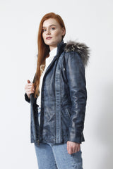 Kurzer Damen Lederparka blau vintage Look mit Kapuze und Silberfuchs