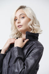 anthrazit farbige Damen Leder Jacke in Lammnappa mit Gürtel und Knöpfen, Leder Schmidt Online