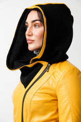 Lange Damenlederjacke tailliert in Lammnappa Gelb mit schwarze Kapuze gestrickt