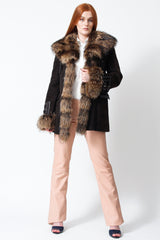 Lange Damen Lammfelljacke Pelzvelour braun mit Pelz und Gürtel