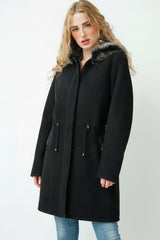 Echte Damen Lammfelljacke mit Kapuze in schwarz mit Reißverschluss