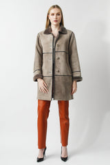 Damen Kurzmantel aus Lammfell in Silber Grau hochschließbar