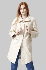 Damen Kurzmantel in Lammnappa beige mit Knöpfe schließbar, Leder Schmidt Online