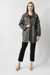 Dünne Übergangslederjacke in Lammnappa für Damen mit Musterung und 5 Knöpfe