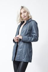 Leichte lange Damen Lederjacke mit Kapuze in Lammnappa Heaven Blau