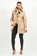 Lange Damenlammfelljacke in Beige mit Rex-Kanin Kragen