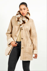 Lange Damenlammfelljacke spanisch Entrefino Lamm Beige mit Rex-Kanin Kragen