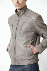 Herren Lederjacke Lammnappa in Taupe hochschließbar mit Brusttaschen und Reißverschluss