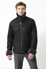 kurze Herren Lammfelljacke wie gewachsen in schwarz nappiert aus Leipzig