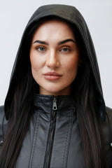 Kurze echte Damen Lederjacke aus Lammnappa schwarz mit Kapuze abtrennbar