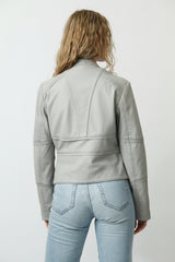 Kurze Damen Lederjacke aus Lammnappa in Ice Blue mit Stehkragen