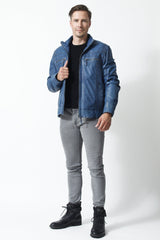 Kurze leichte-Herren Lederjacke sportlich mit Stehkragen und Brusttaschen in Lammnappa Azurblau