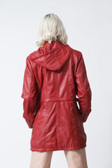 sportliche lange Damen Lederjacke in Lammnappa rot talliert mit Kapuze