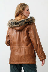 Damen Parka mit Kapuze in Lammnappa cognac vintage und Fellimitat