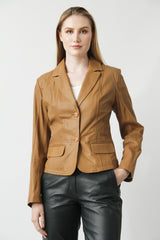 Kurzer Damen Lederblazer in Lammnappa cognac tailliert mit Revers