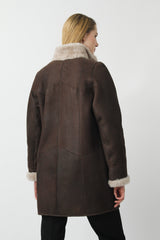 Schicke Damen Lammfelljacke zum knöpfen in Braun nappiert und Stehkragen