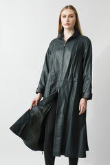 Damen Mantel aus Ziegenleder in Petrol Schwarz mit Schalkapuze abtrennbar und mit Zwei-Wege Zipper