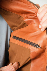 leichte ungefütterte Herren Lederjacke aus Lammnappa perforiert in cognac mais