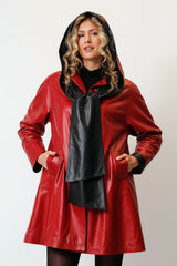 Damen Ledermantel als Swinger Ziegennappa rot Schwarz mit Schalkapuze