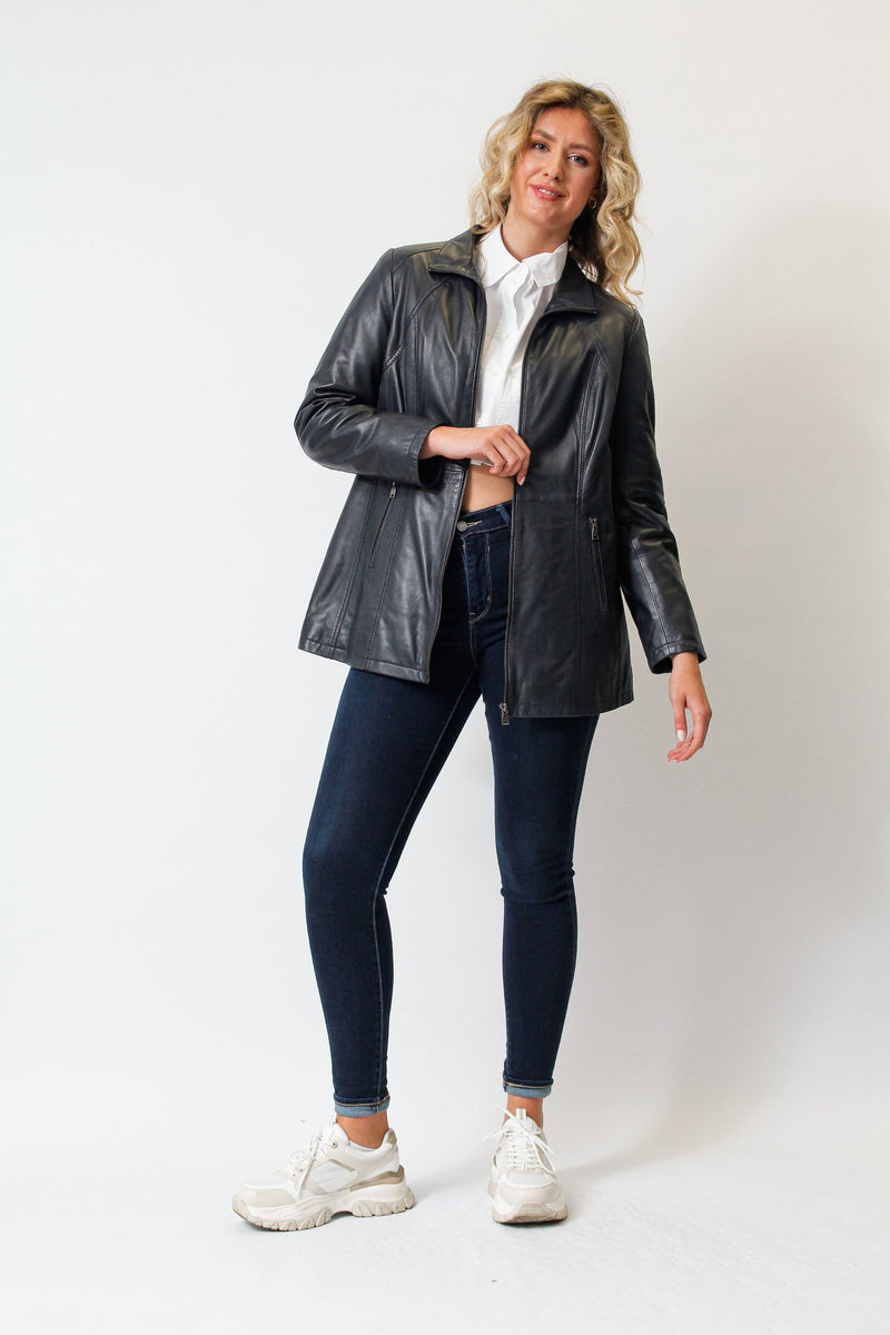 Längere Damen Lederjacke-Lammnappa in washed blue wattiert mit Reißverschluss