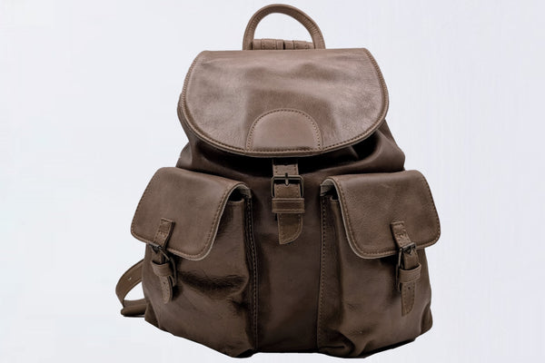Großer Leder-Rucksack in washed dunkelbraun