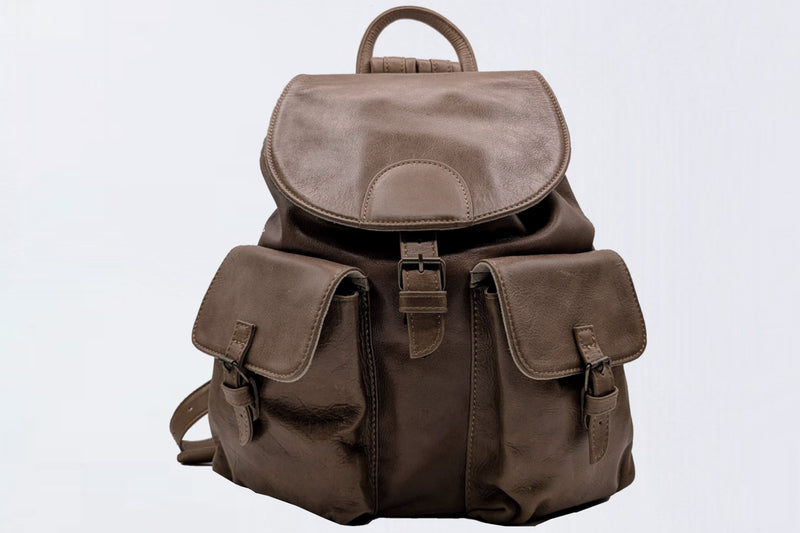 Großer Leder-Rucksack in washed dunkelbraun