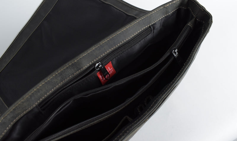 Herren Crossbag Rindnappa Leder Akten Messengertasche in schwarz