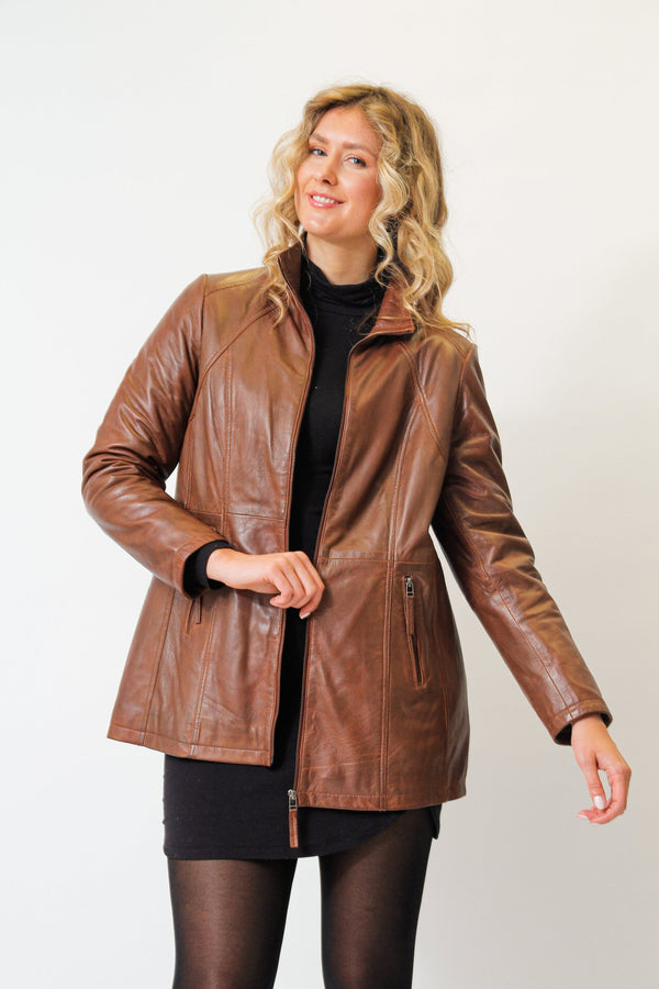 Längere Damen Lederjacke-Lammnappa in washed braun wattiert mit Reißverschluss