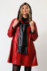 Damen Ledermantel als Swinger Ziegennappa rot Schwarz mit Schalkapuze
