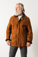 Längere leichte Herren Winterjacke aus Lammfell in Pelzvelour cognac 
