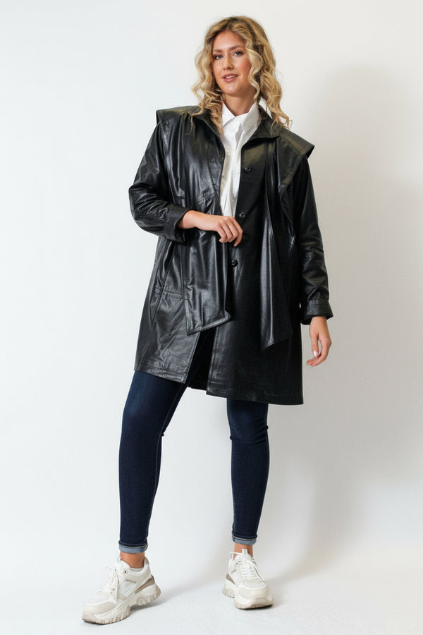 Leichter Damen Lederswinger schwarz mit Kapuze abnehmbar aus Ziegennappa