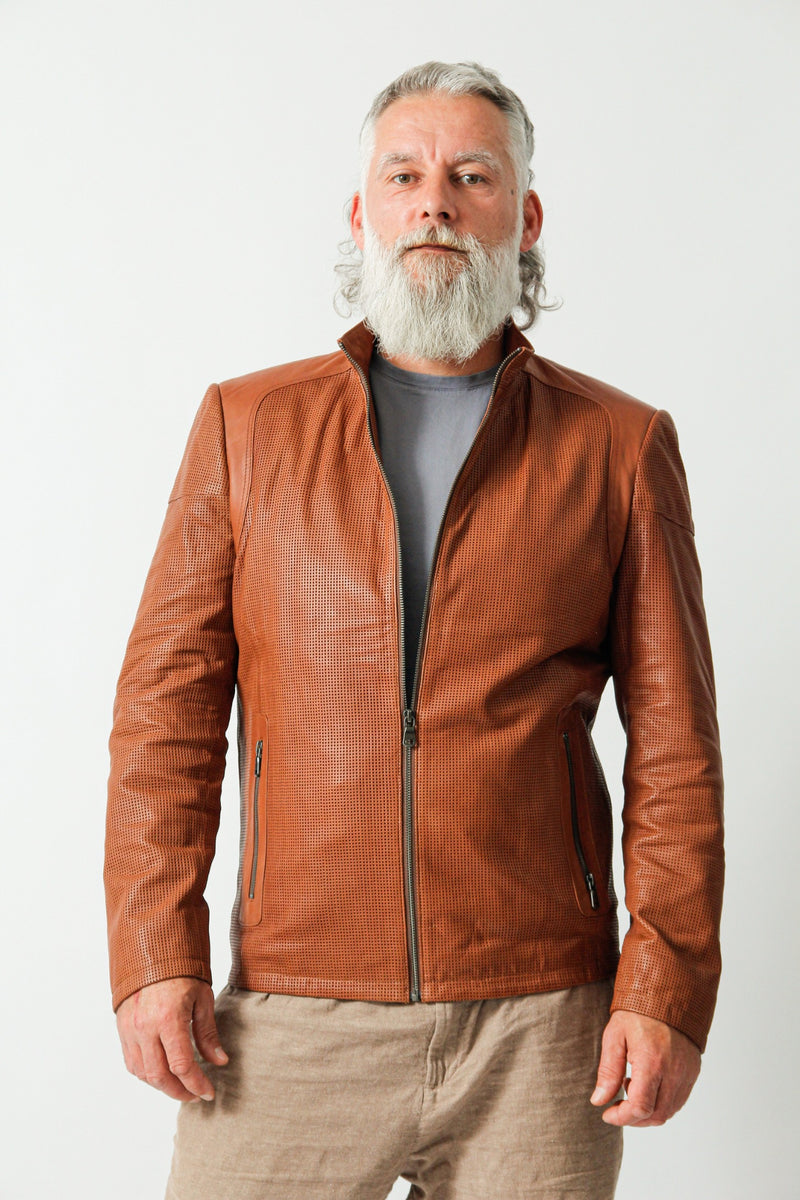 leichte ungefütterte Herren Lederjacke aus Lammnappa perforiert in cognac mais