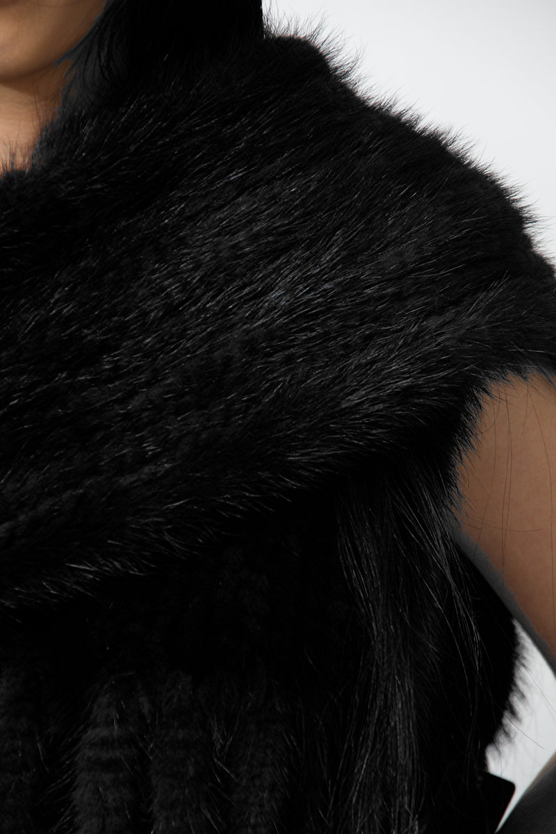 Damen Nerz Schal in schwarz