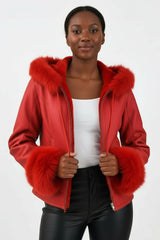 kurze rote echte Damen-Lammfell Jacke mit Kapuze