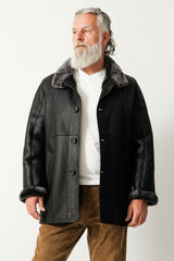 Klassische Herren Winter Lammfelljacke in schwarz nappiert zum knöpfen