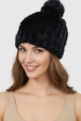 Echte gestrickte Kaninchenfellmütze weiß