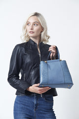 Blaue Damen Ledertasche aus geprägtem Rindnappa mittel groß