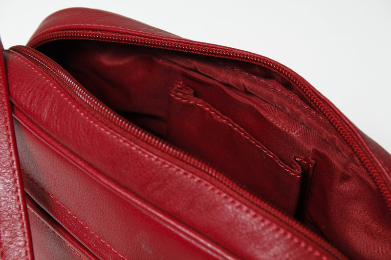 Kleine weiche rote Damen Umhänge Tasche aus feinem Rindnappa