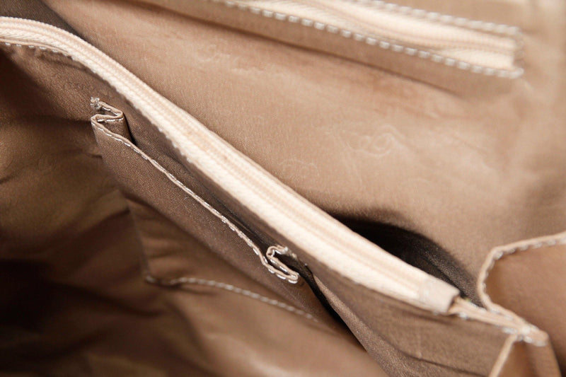 Rucksack aus Echt Leder in Rindnappa in Croco Optik Creme