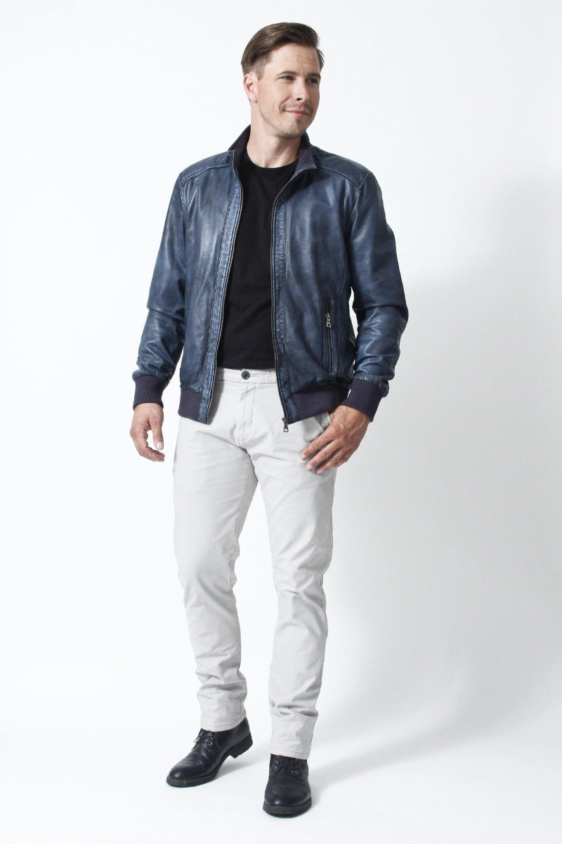 Kurze Herrencollege Lederblouson in Lammnappa Blau Vintage Look.