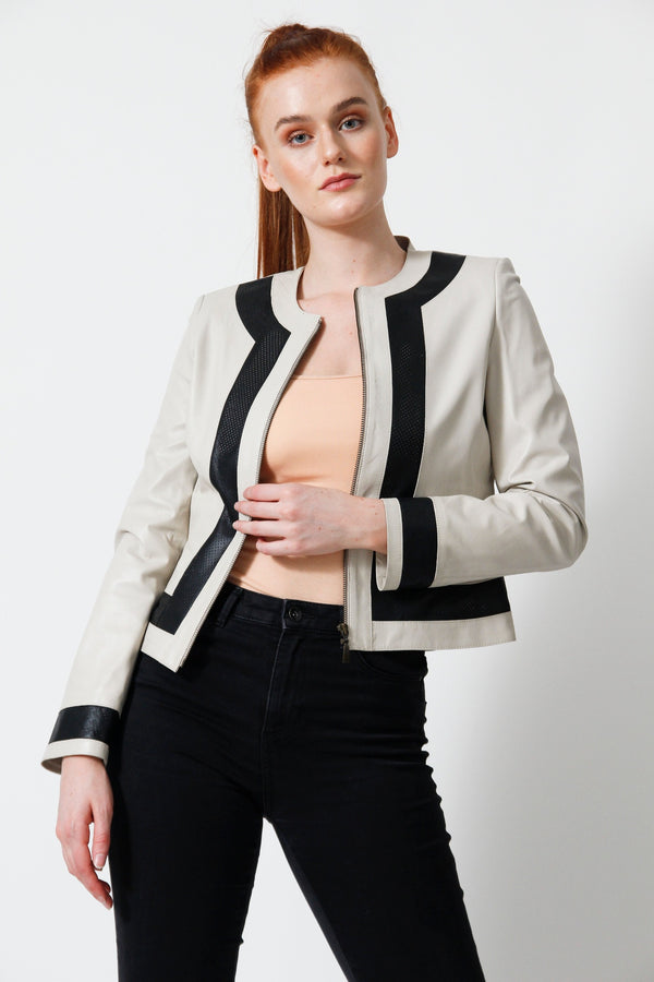 Damen Bolero in Ziegennappa ivory mit Kontrast schwarz perforiert