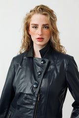 Damen Lederjacke Lammnappa mit Farbkontrast blau/schwarz tailliert mit Zweiwegereißverschluss