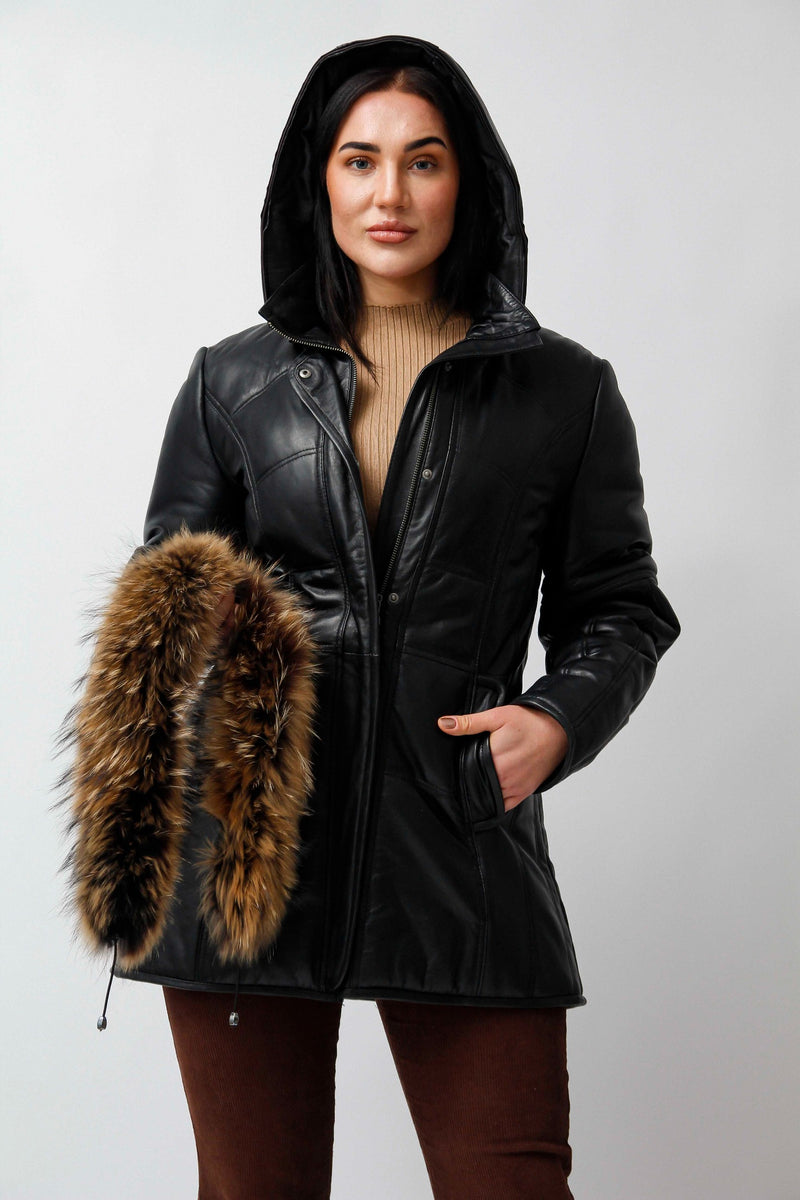 Damenlederparka aus Lammnappa in schwarz mit Volllederkapuze und Echten Fuchsstreifen