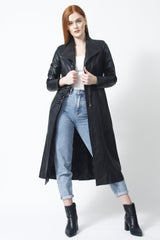 Schwarzer Figurbetonter Damen Ledermantel aus Lammnappa mit Reißverschluss